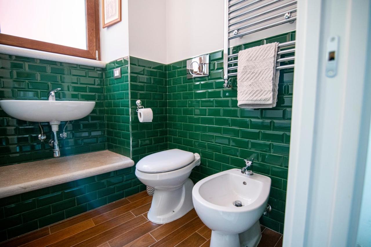 Redmood Guesthouse Barletta Exterior foto